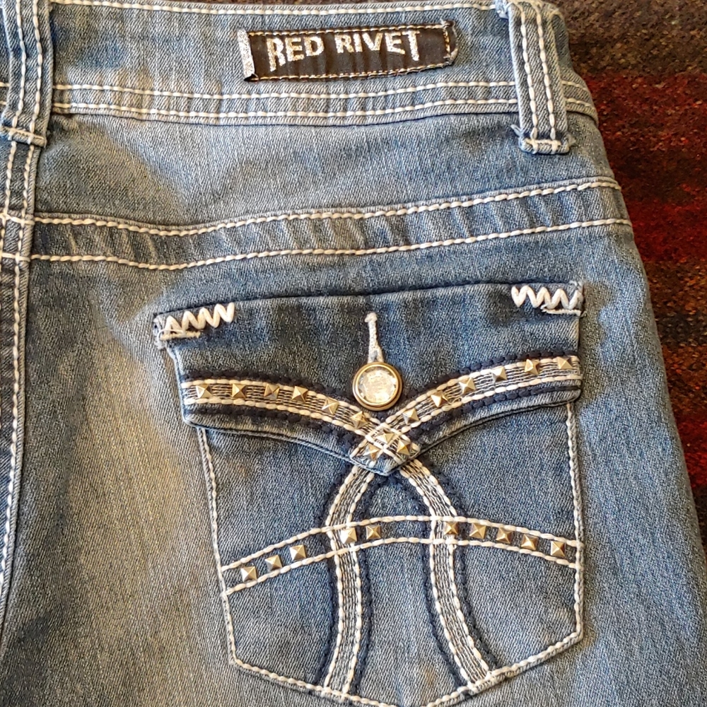 Red Rivet Wiskered Embellished Jeans - Picture 3 of 5